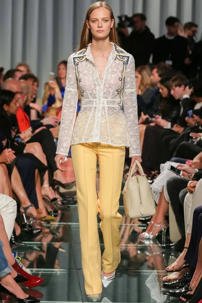 Look 6